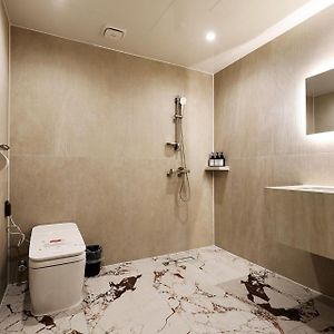 Premier Twin Room